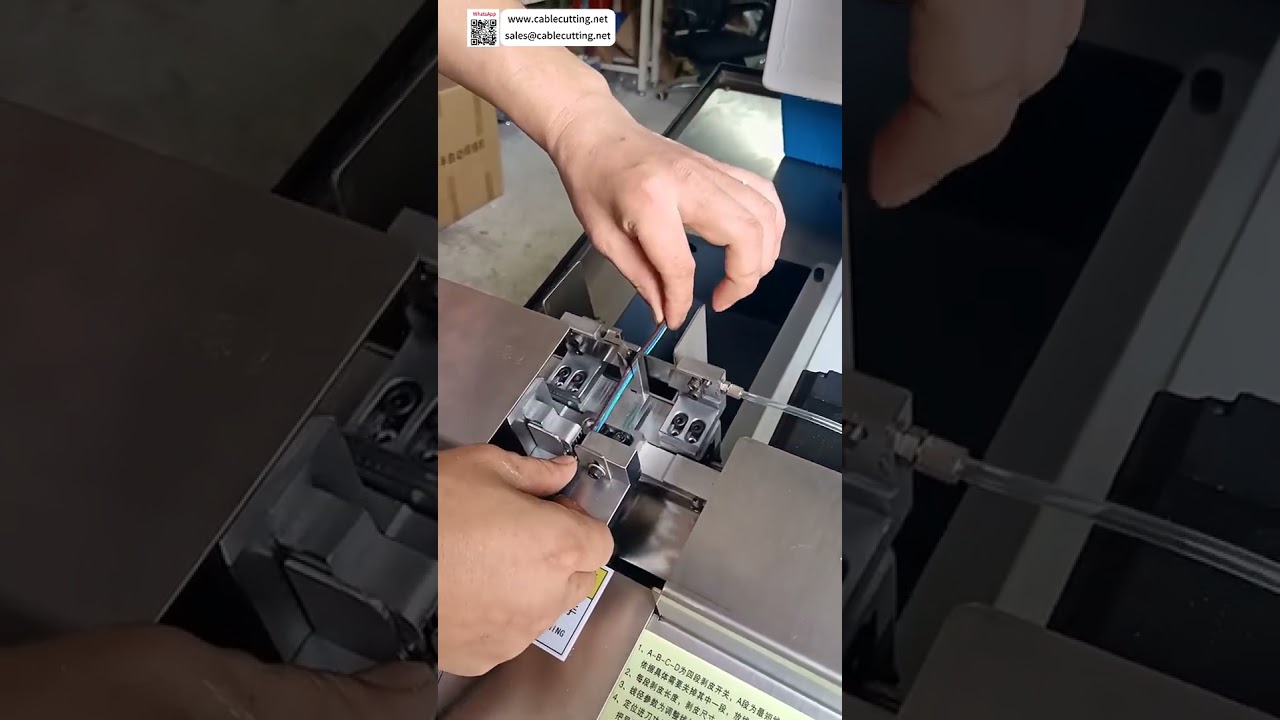 Multi Core Cable Auto Cutting & Stripping Machine  Up to 4 Programmable Stripping Segments